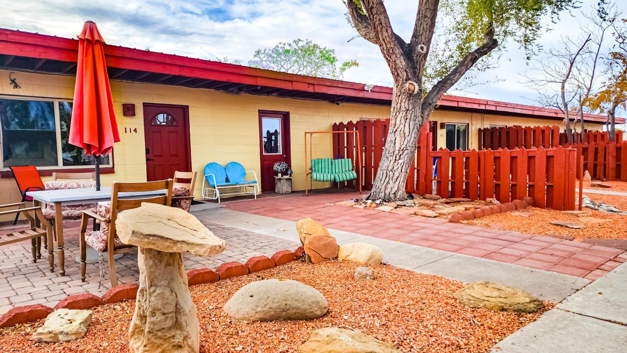 Red Rock Motel And Dam Motel Page Εξωτερικό φωτογραφία