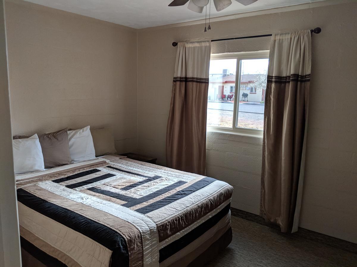 Red Rock Motel And Dam Motel Page Εξωτερικό φωτογραφία